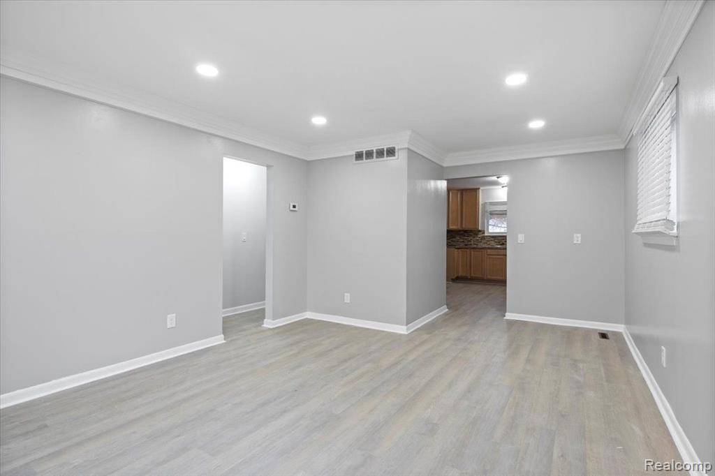 4984 Huron Street, Dearborn Heights, MI 48125 — Photo 10