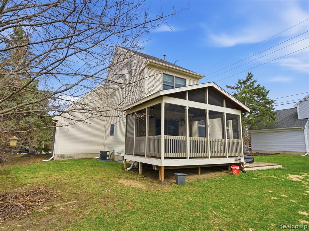 567 Greens Way Boulevard, Lapeer, MI 48446 — Photo 30