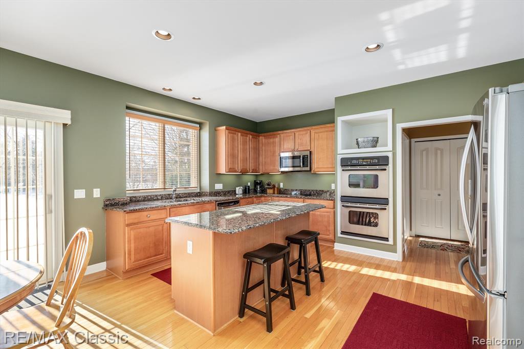 18002 STONEBROOK Drive, Northville, MI 48168 — Photo 24