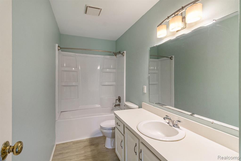 5496 Canonsburg Road, Grand Blanc, MI 48439 — Photo 9