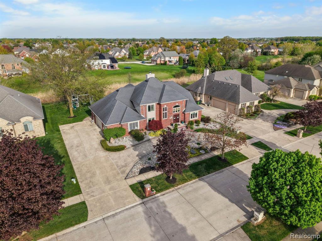 47352 DOVE Court, Shelby Twp, MI 48315 — Photo 10