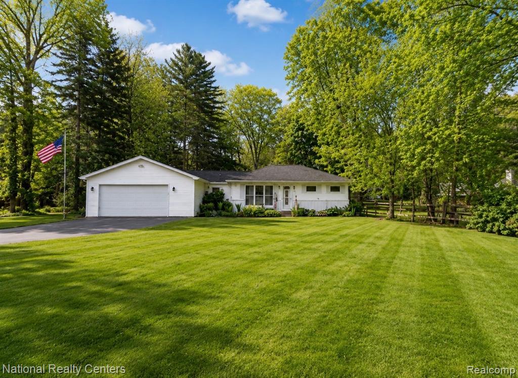 3137 Dean Road, Lambertville, MI 48144 — Photo 3