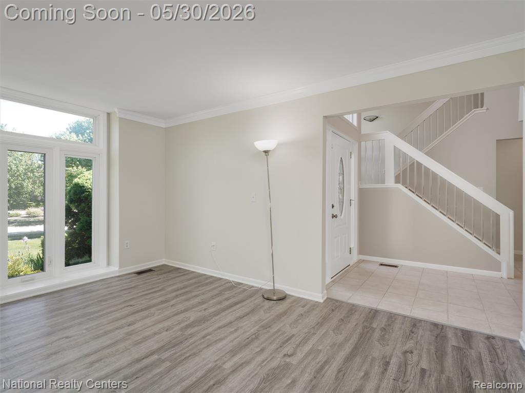 47245 N Pointe Drive, Canton, MI 48187 — Photo 28