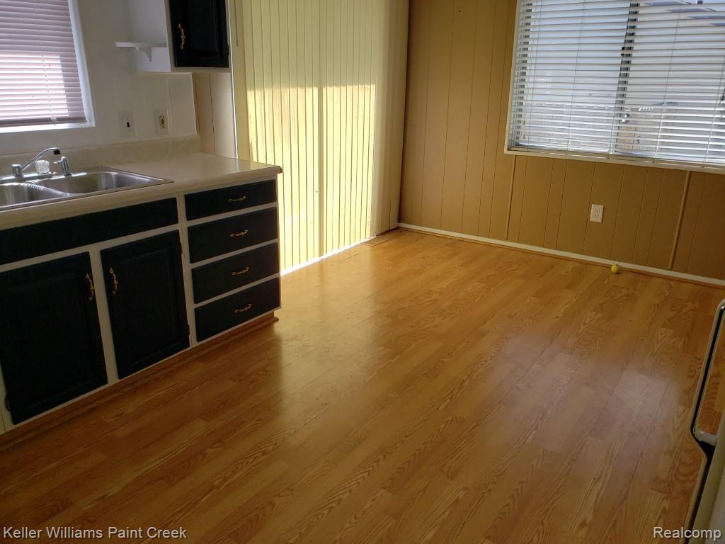 1867 Rustic Lane, Keego Harbor, MI 48320 — Photo 15