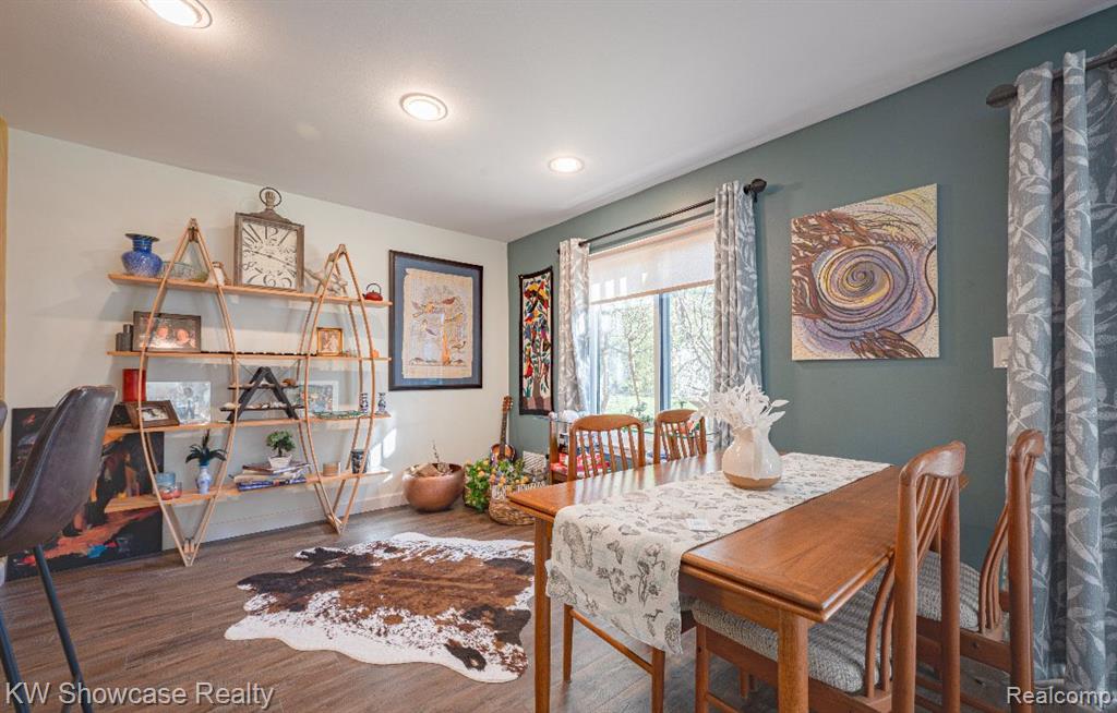 7455 BRYNMAWR Court, 31, West Bloomfield, MI — Photo 15