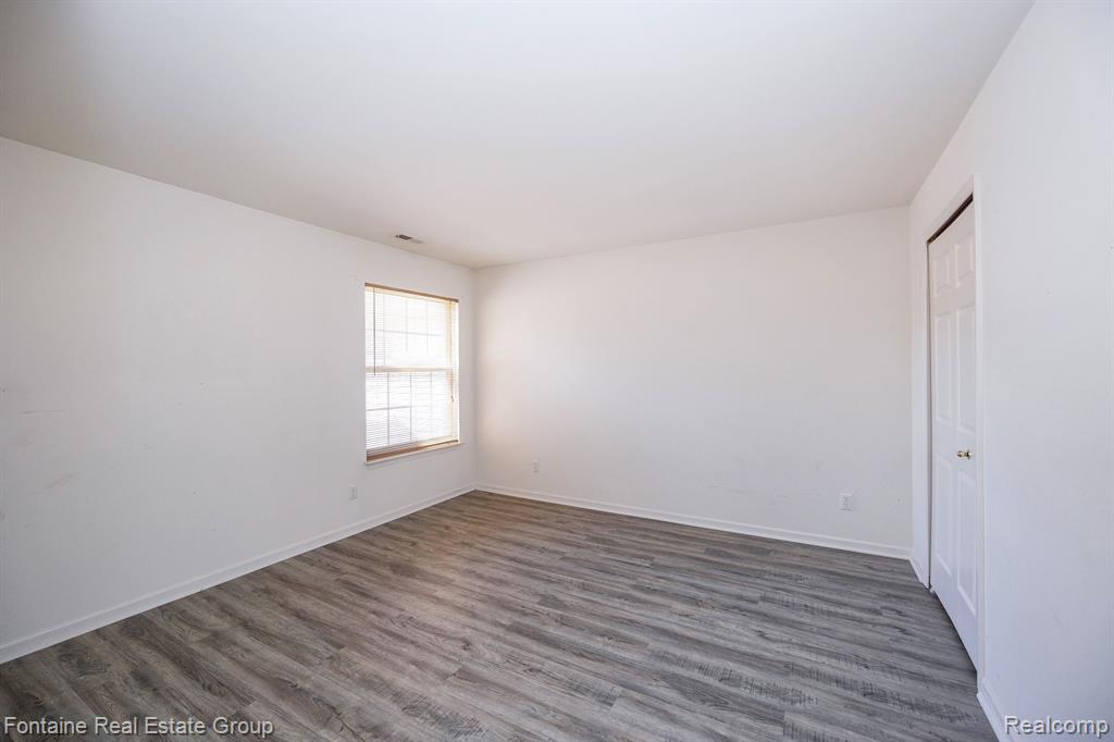 42838 PATTY Lane, Van Buren, MI 48111 — Photo 12