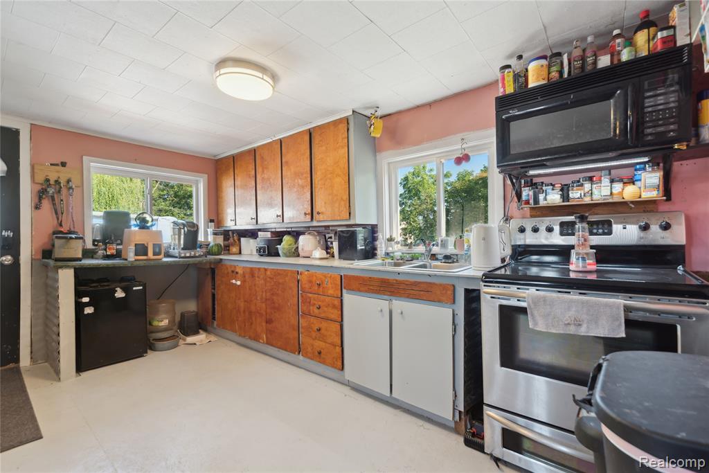 3541 Miller Road, Bancroft, MI 48414 — Photo 8