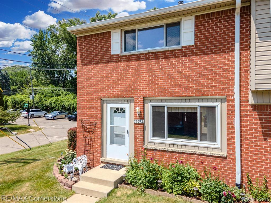 29078 Manchester Street, Westland, MI — Photo 32
