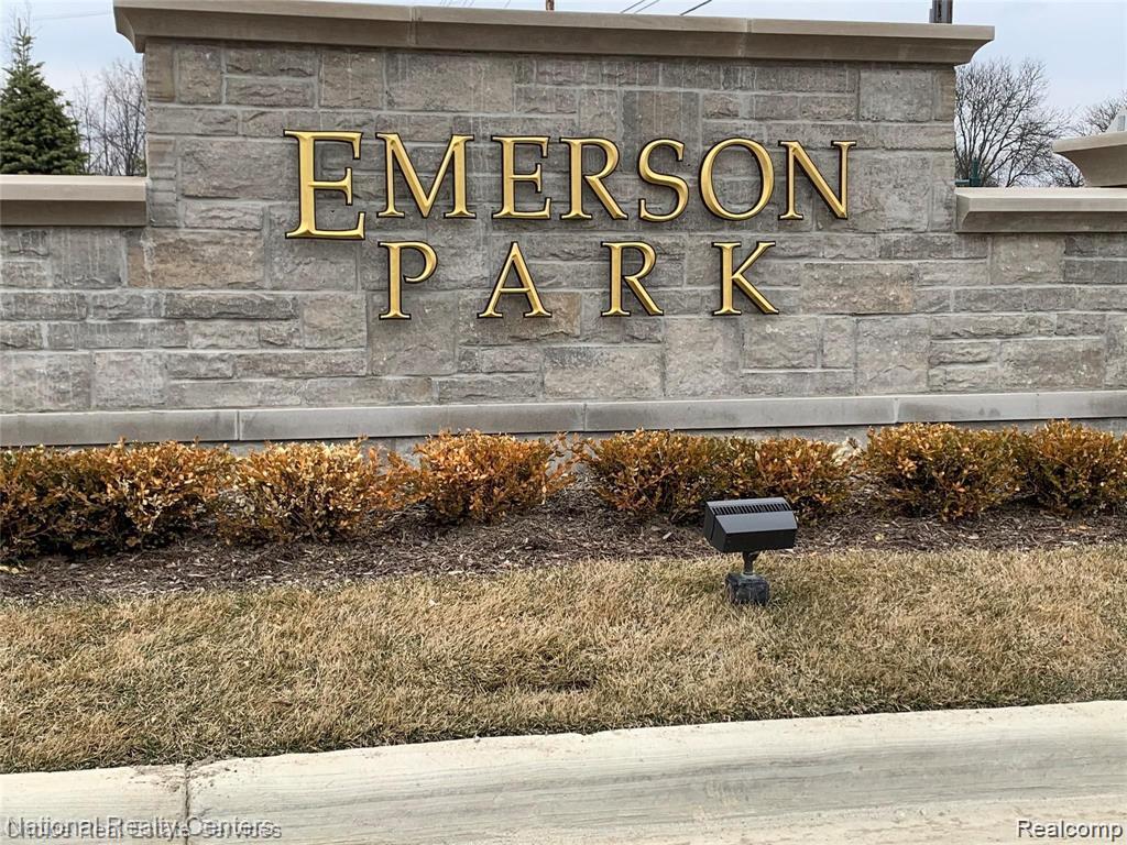 43683 Chancellor Lane, Novi, MI — Photo 36