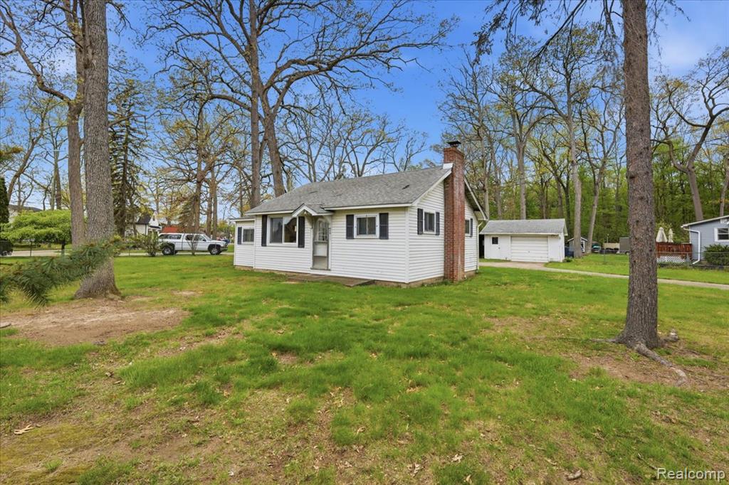 2811 Orange Grove Road, Waterford, MI 48329 — Photo 3