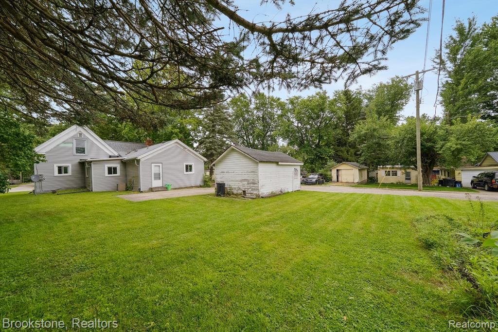 326 S Main Street, Almont, MI 48003 — Photo 41