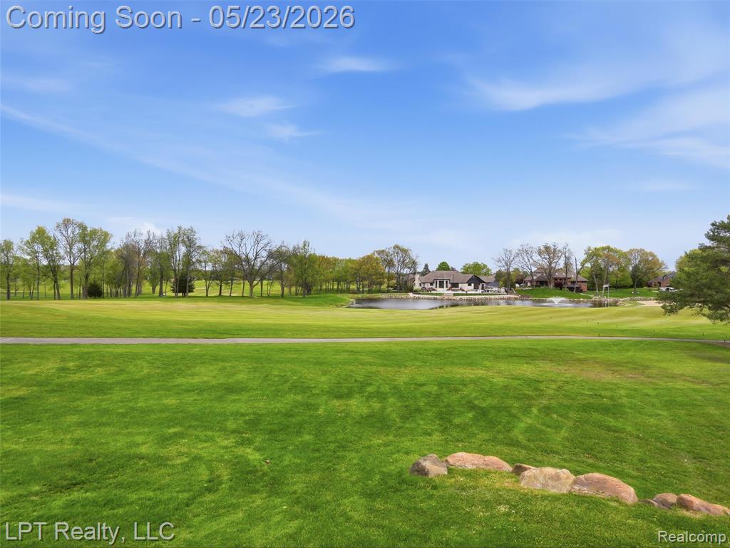 860 Troon, Highland, MI — Photo 40