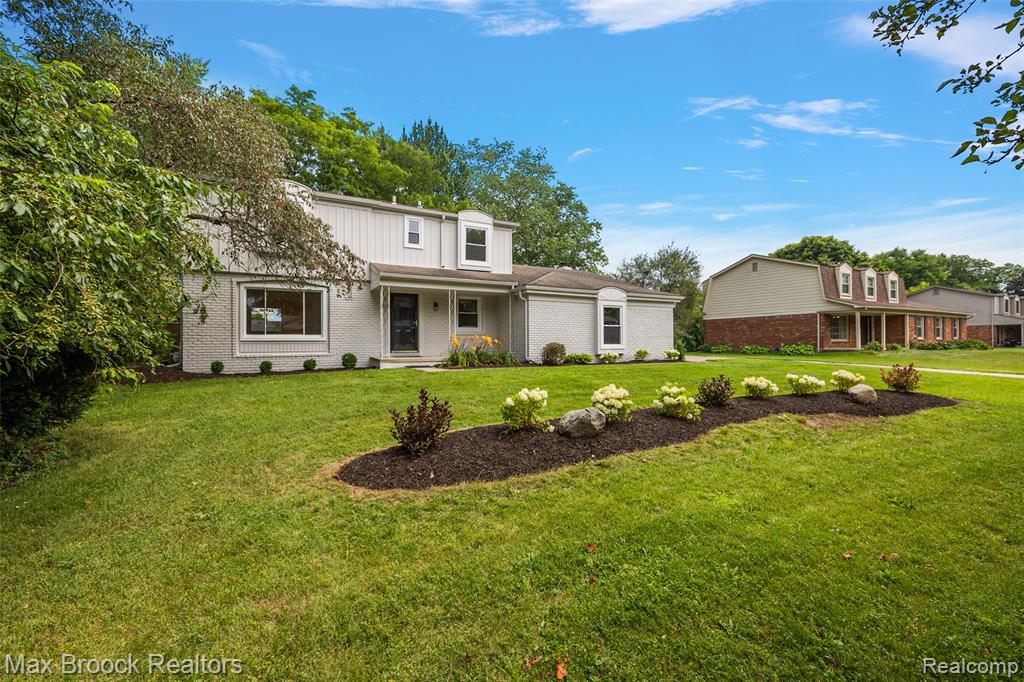 5362 Hertford Drive, Troy, MI 48085 — Photo 39