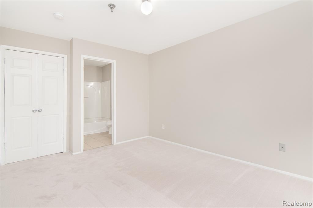 23250 POPLAR Drive, Southfield, MI 48075 — Photo 24
