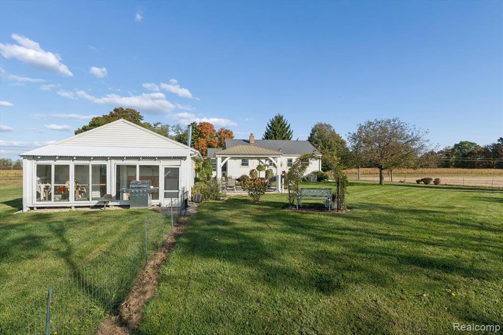 16303 Almont Road, Allenton, MI 48002 — Photo 43