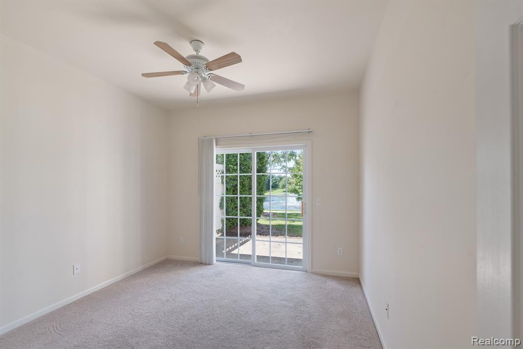 14105 ADDINGTON Drive, Commerce Twp, MI 48390 — Photo 17