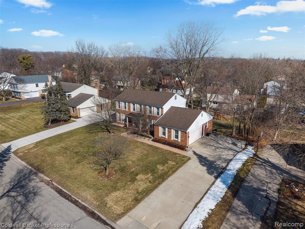 4347 Apple Valley Lane, West Bloomfield, MI 48323 — Photo 47