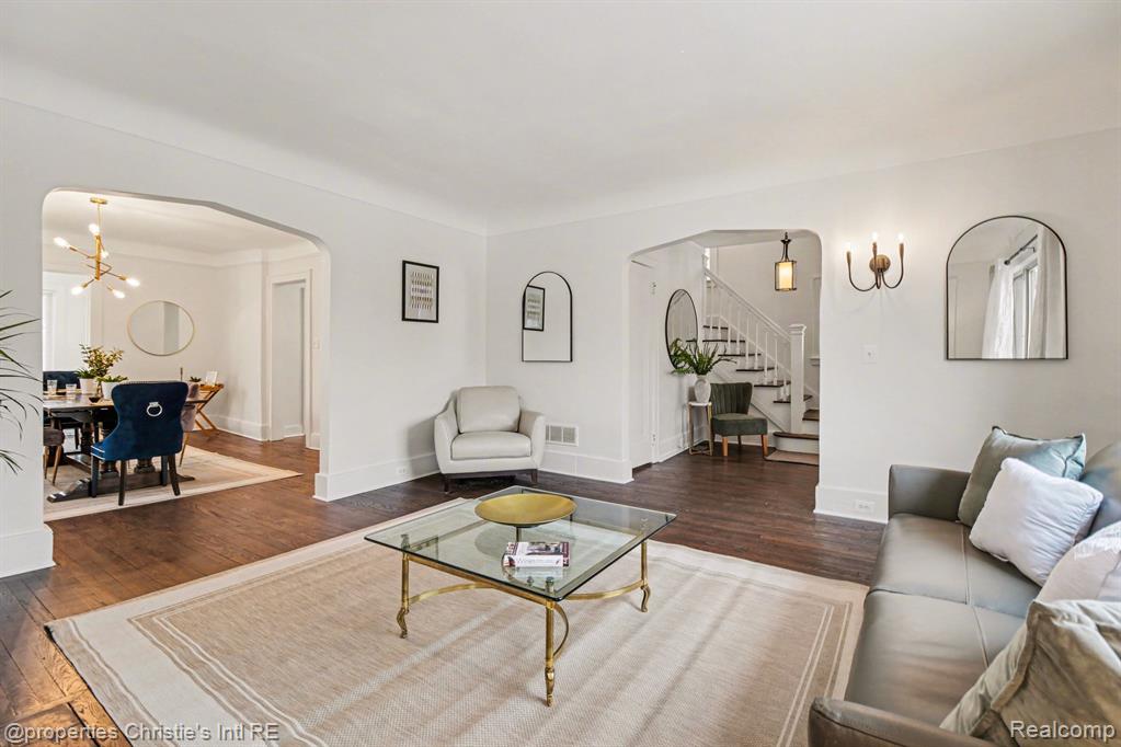 3873 Iroquois Street, Detroit, MI 48214 — Photo 5