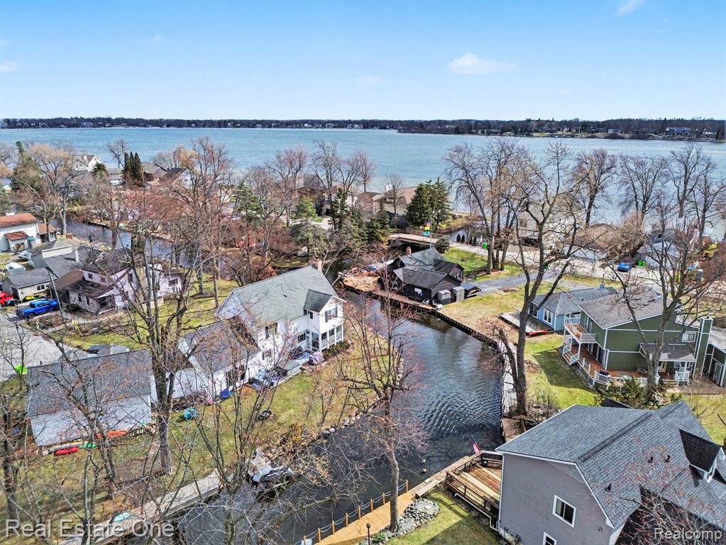 2061 Rosedale Drive, West Bloomfield, MI 48324 — Photo 31