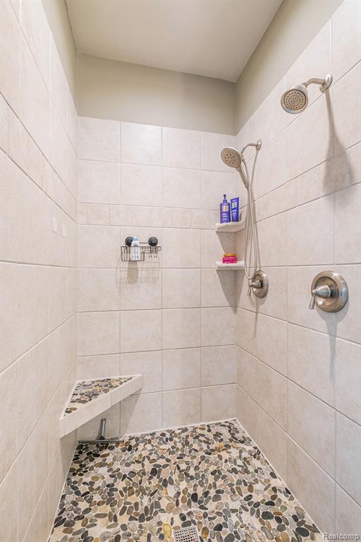 4355 Fulton Court, Linden, MI 48451 — Photo 13