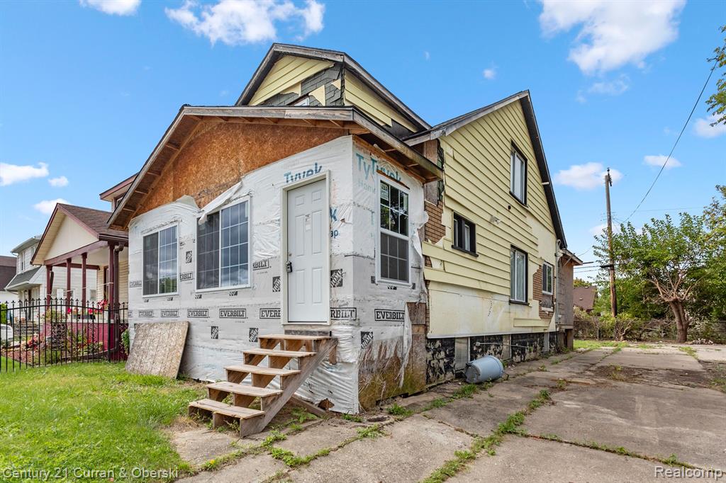 3010 S ANNABELLE Street, Detroit, MI 48217 — Photo 2