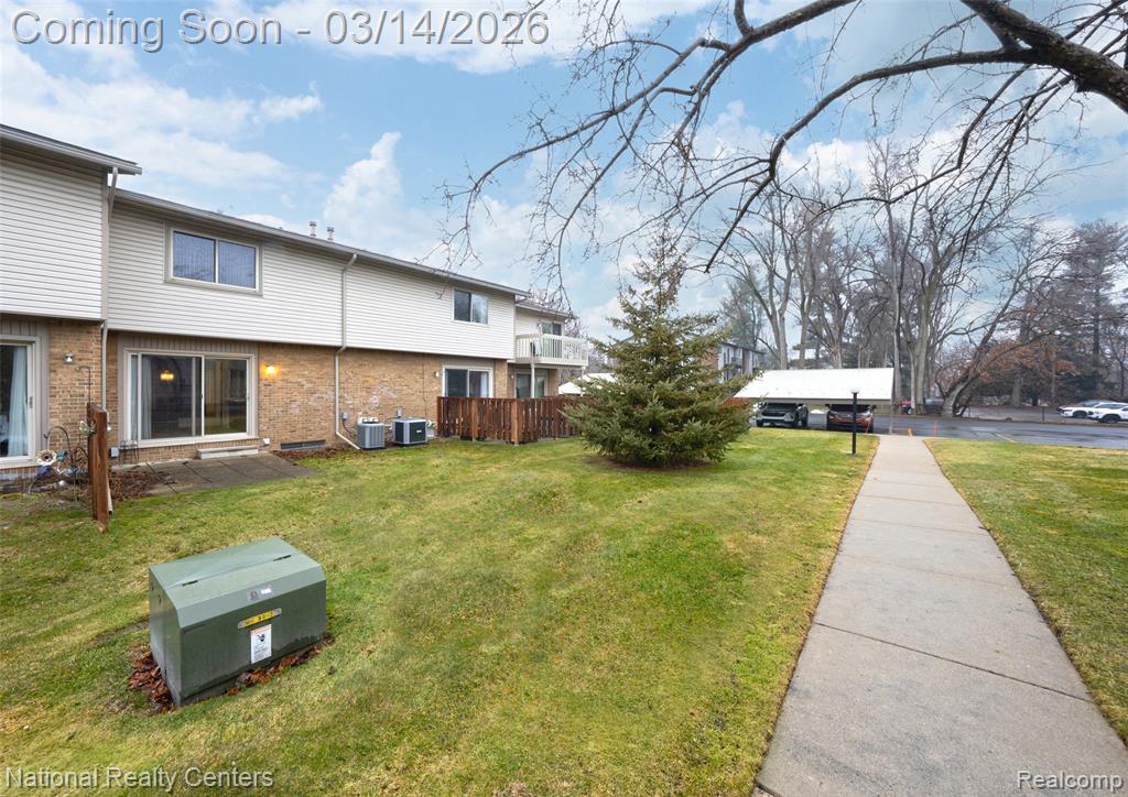 90 Willow Way, Waterford, MI 48328 — Photo 31