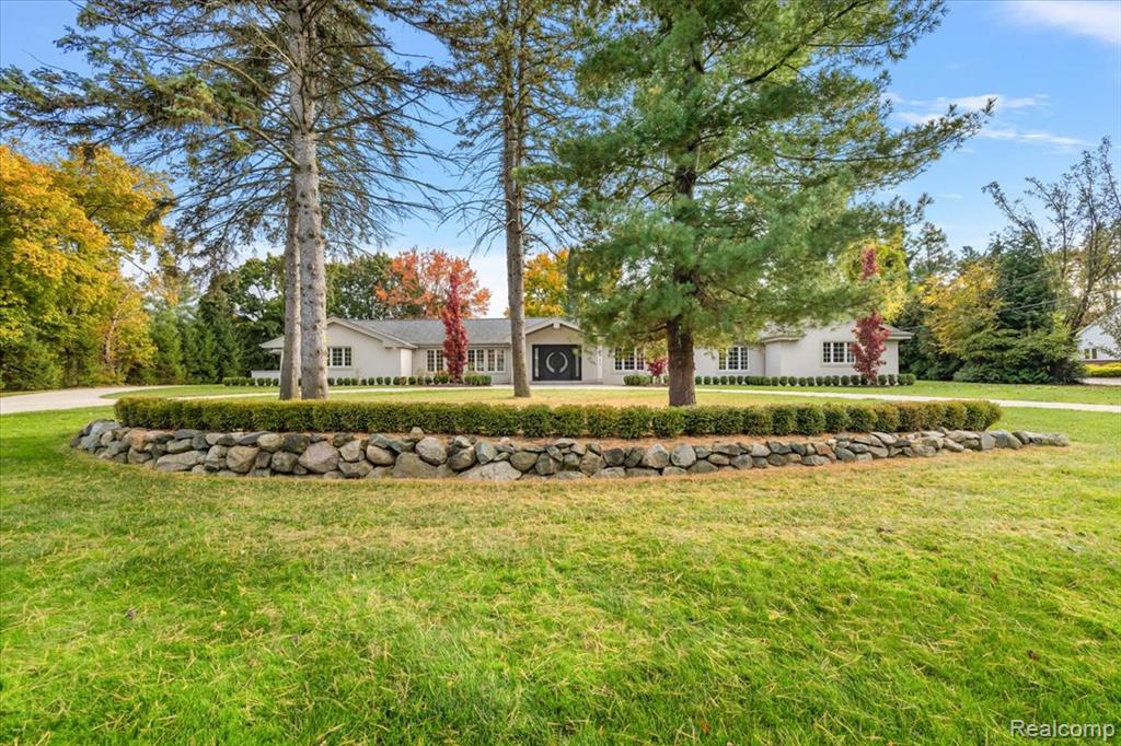 5741 Snowshoe Circle, Bloomfield Hills, MI 48301 — Photo 5