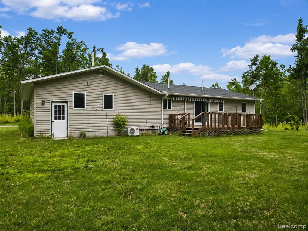 11183 Wolf Road, Johannesburg, MI 49751 — Photo 5
