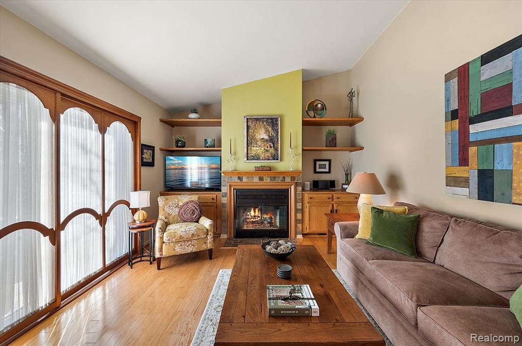 24546 Fairway Hills Drive, Novi, MI — Photo 17