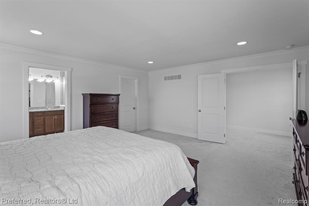50800 MAYWOOD, Canton, MI 48188 — Photo 34