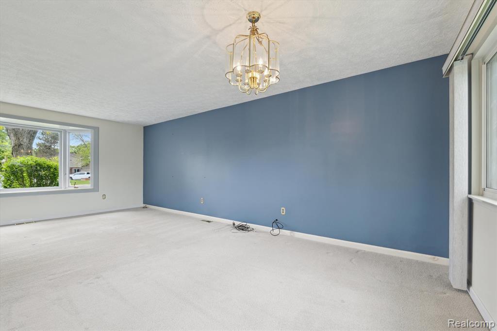 4134 Cypress Drive, Troy, MI 48085 — Photo 12