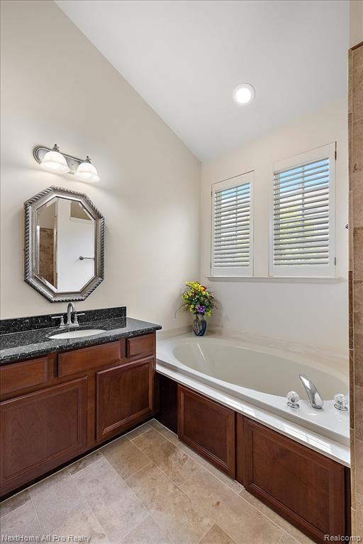 838 Knolls Landing Drive, 6, Milford, MI 48381 — Photo 19