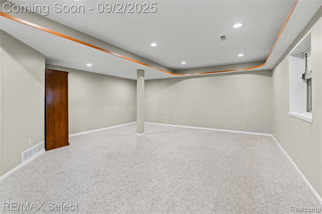 8468 Cranbrook Drive, Grand Blanc, MI 48439 — Photo 45