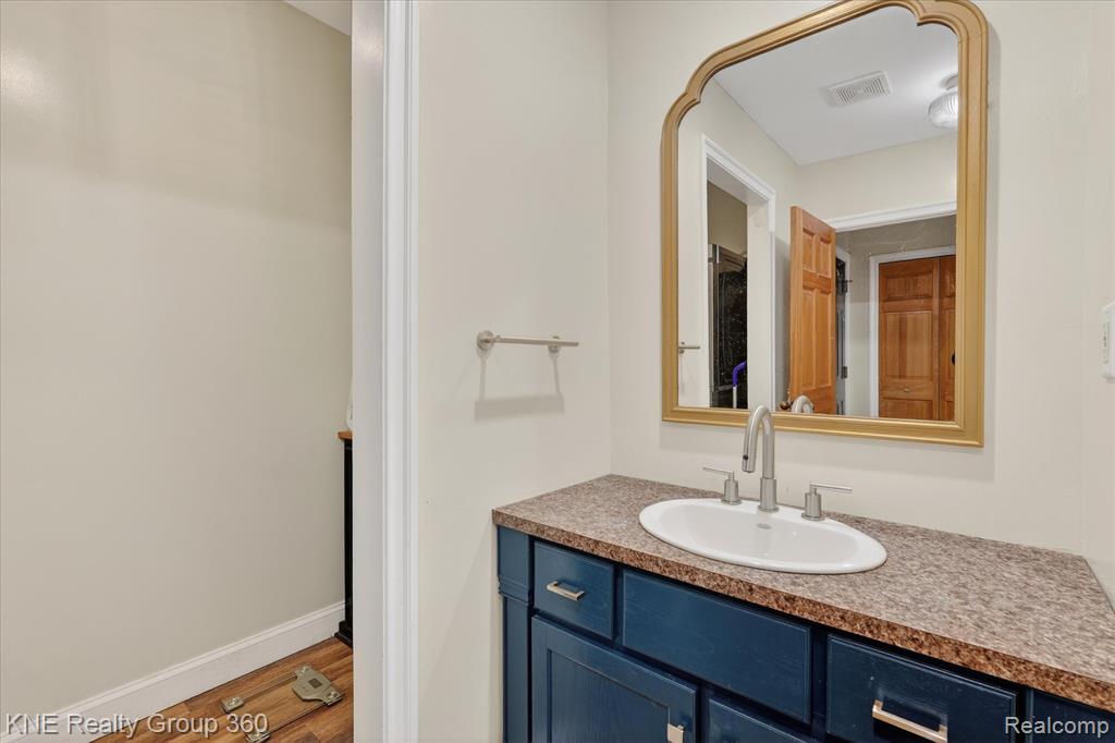 407 Center Street, Clio, MI 48420 — Photo 21