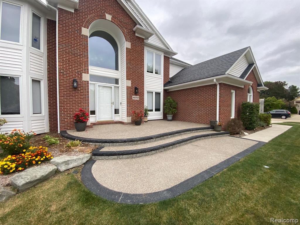 48701 LAFAYETTE Drive, Macomb, MI 48044 — Photo 7