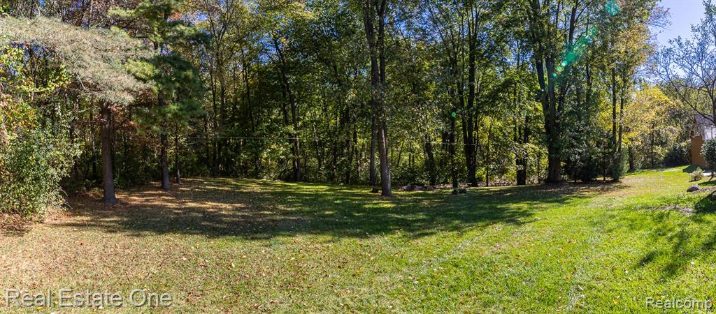 5690 White Lake Road, Clarkston, MI — Photo 74