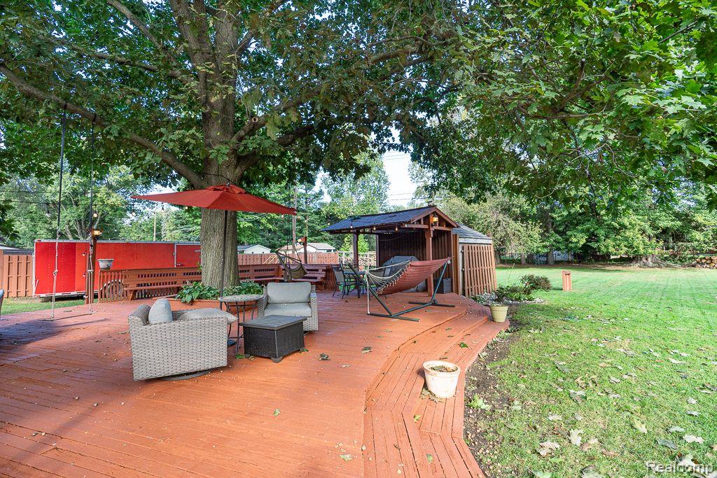 8871 SUNCREST Drive, Sterling Heights, MI 48314 — Photo 50