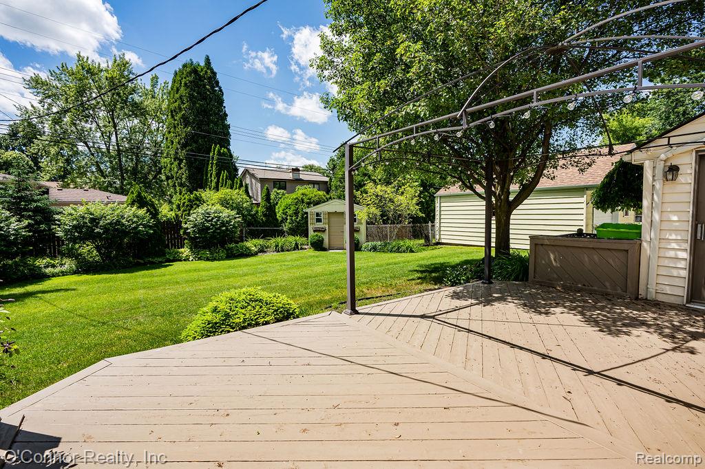 1342 Minnesota Avenue, Marysville, MI 48040 — Photo 32