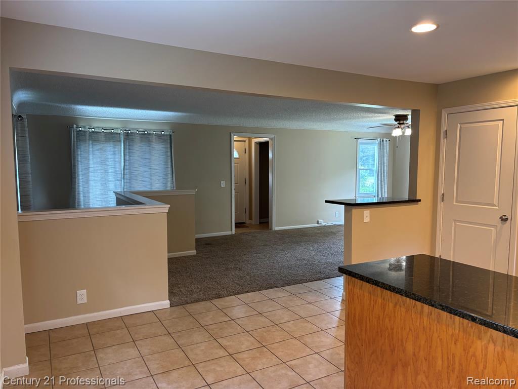 2875 Marlington Road, Waterford, MI — Photo 9