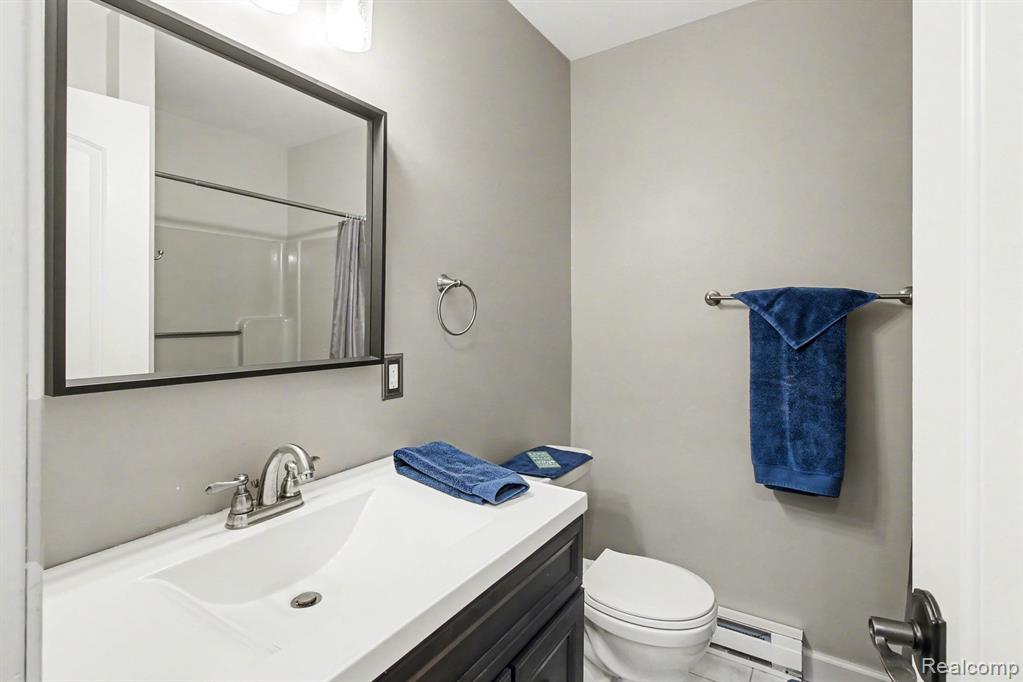 11591 PLEASANT VIEW Drive, Pinckney, MI 48169 — Photo 26