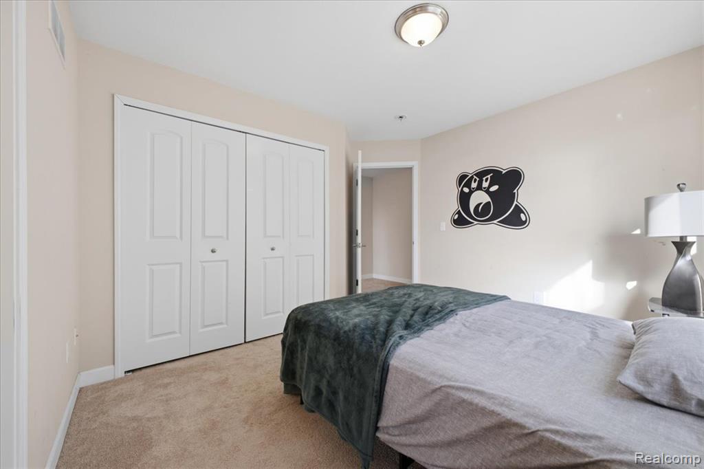 4930 E Stonegate Circle, Lake Orion, MI — Photo 30