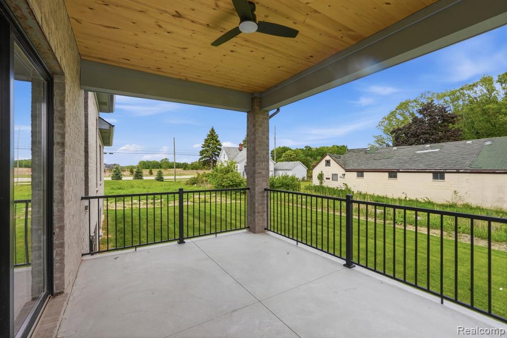50976 Remar Farms Dr, Macomb, MI 48042 — Photo 25