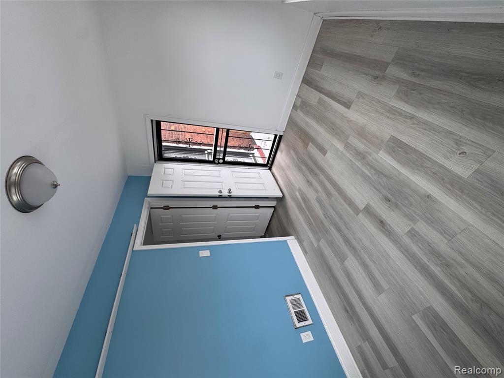 8569 Quincy, Detroit, MI 48204 — Photo 3