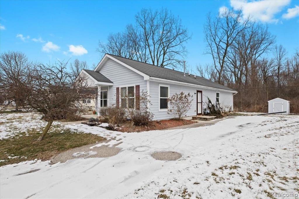 1556 HARVEST Lane, Ypsilanti, MI 48198 — Photo 2