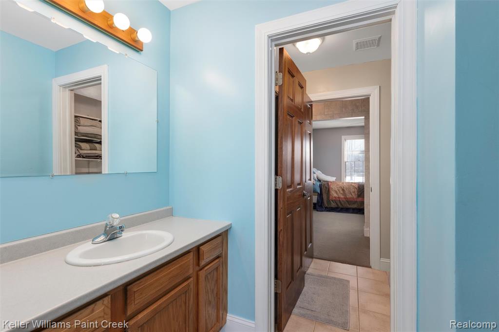 15289 Imlay City Road, Capac, MI 48014 — Photo 19