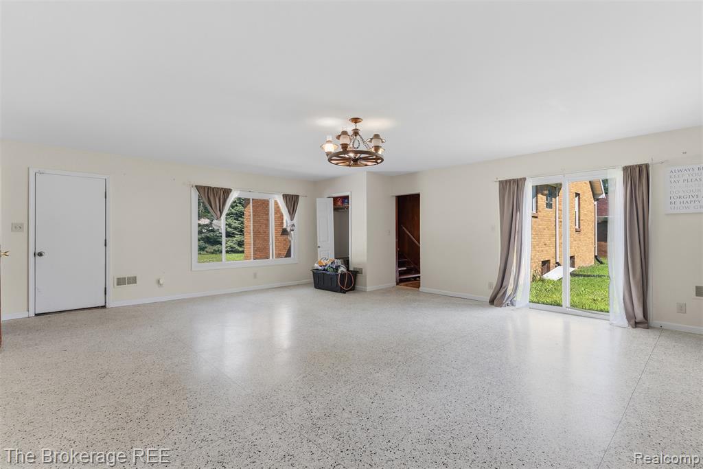 3290 Drexel Avenue, Flint, MI 48506 — Photo 28
