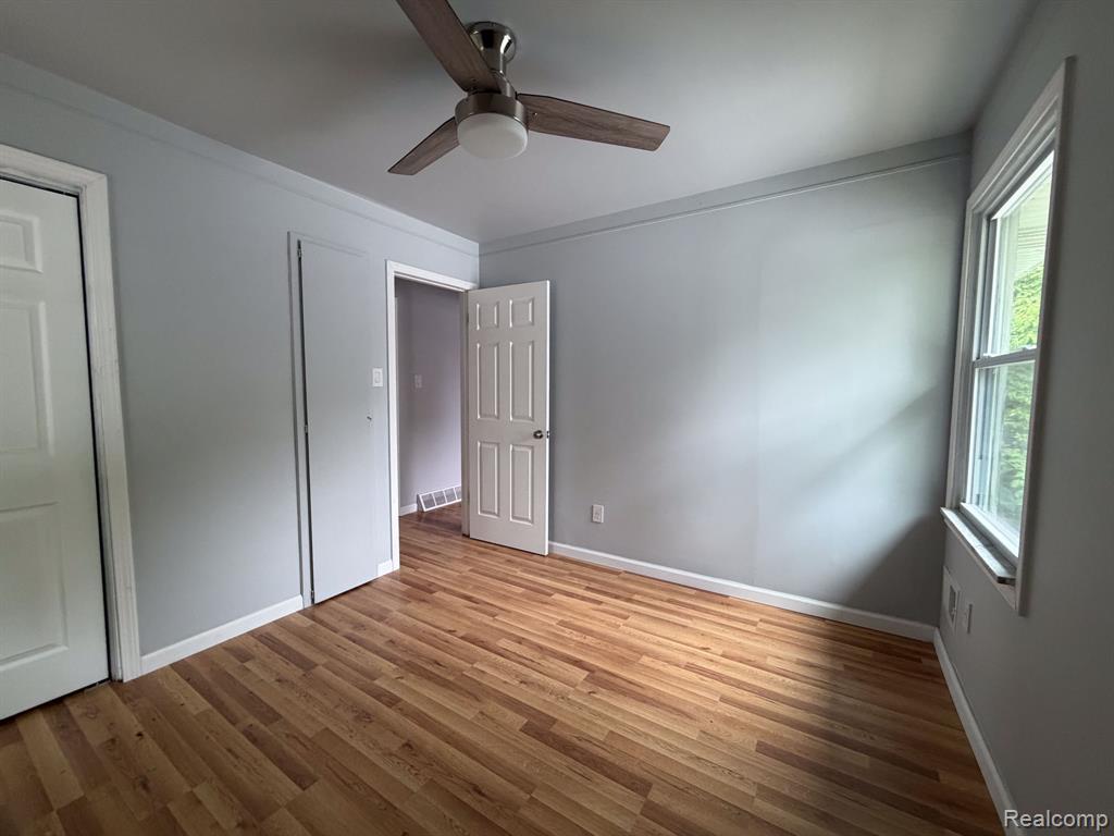 19940 Strasburg Street, Detroit, MI 48205 — Photo 28
