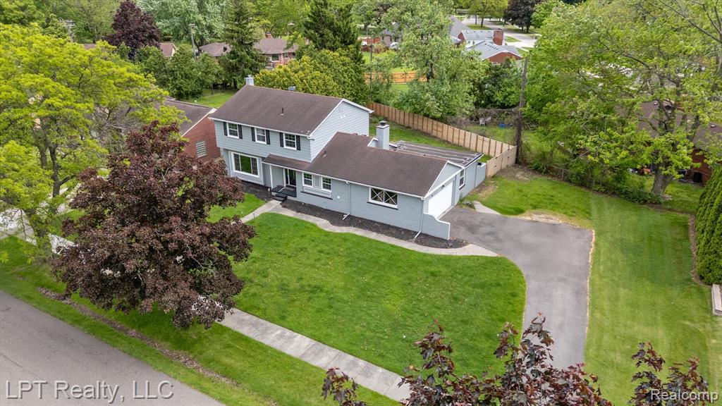 18441 ROSELAND Boulevard, Lathrup Village, MI 48076 — Photo 61