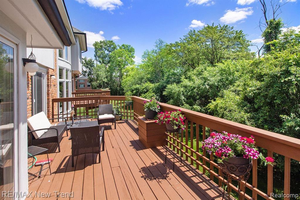 5573 SILVER POND, West Bloomfield, MI — Photo 53