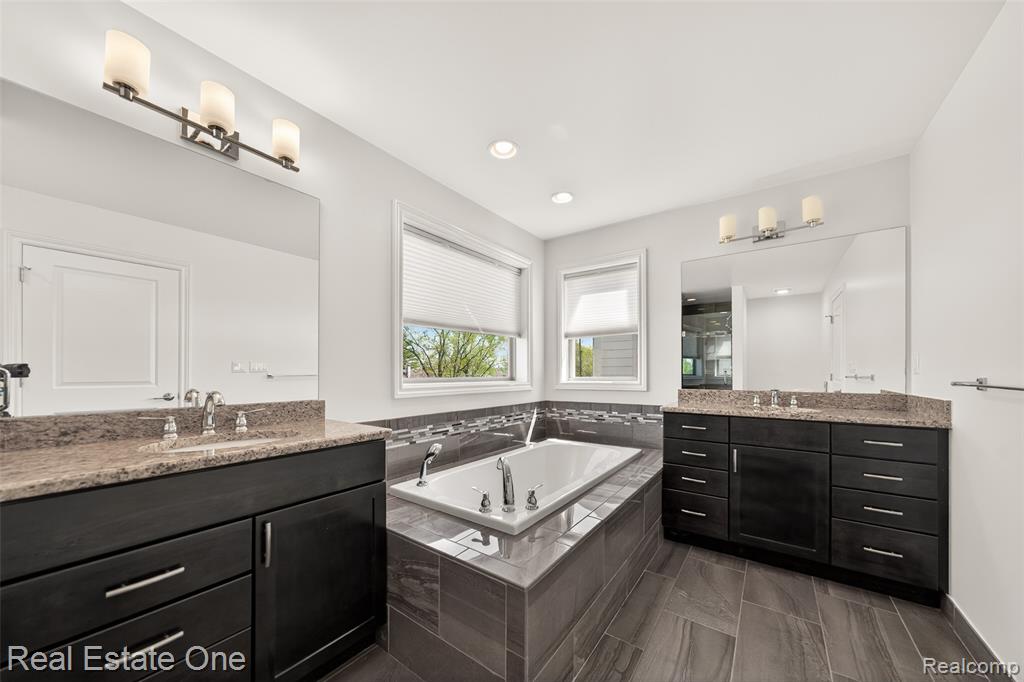 4702 Mankato Avenue, Royal Oak, MI 48073 — Photo 28